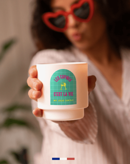Bougie à message "LES COPINES C'EST LA VIE" - MY JOLIE CANDLE 